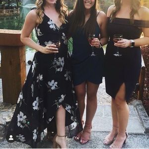 Lulu’s floral wrap dress - size M - worn once!